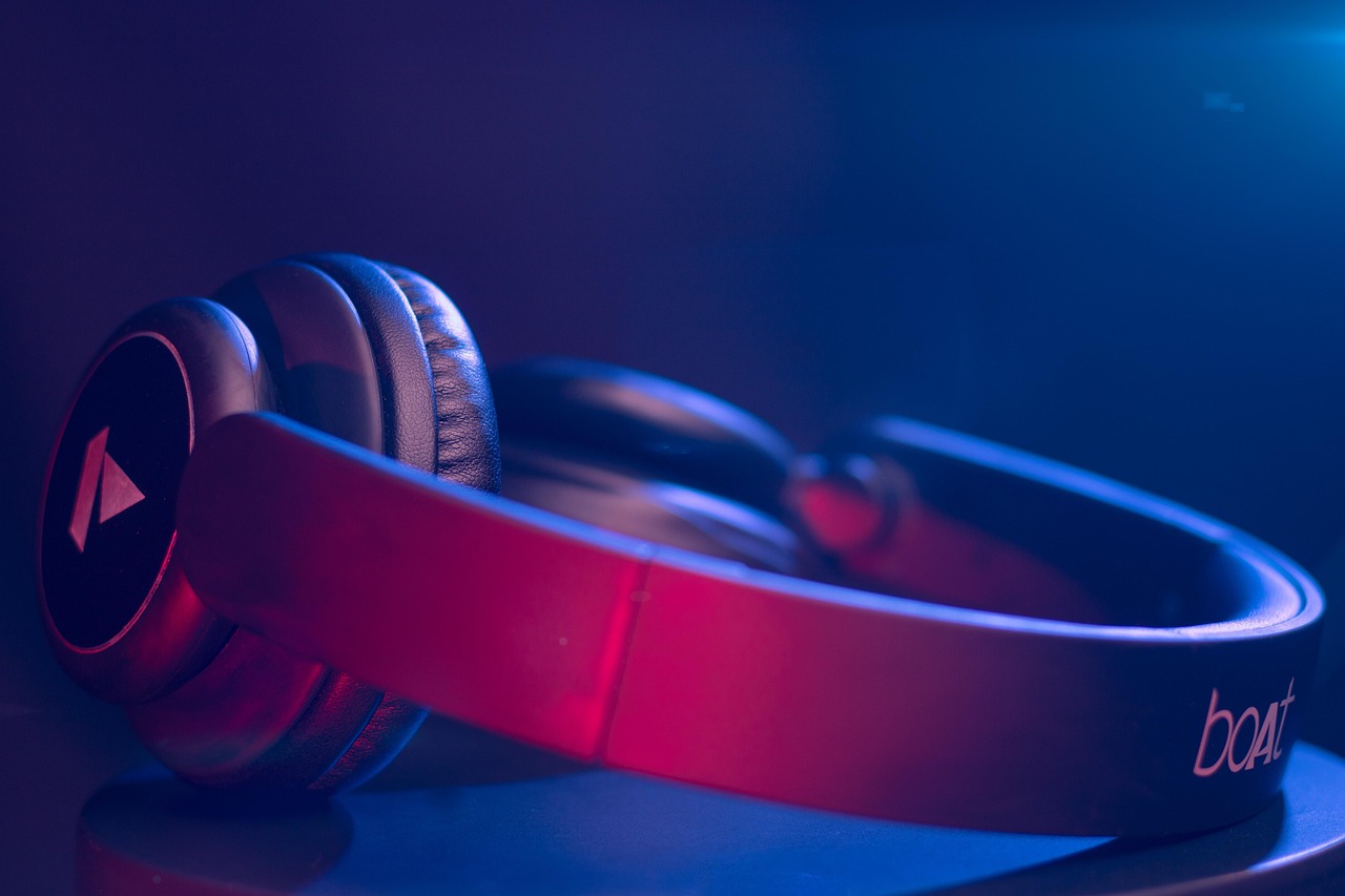 10 Najlepszych Adapterów Bluetooth FM do Samochodu z Wyraźną Jakością Dźwięku